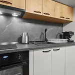 Apartment 2 C3 Grand