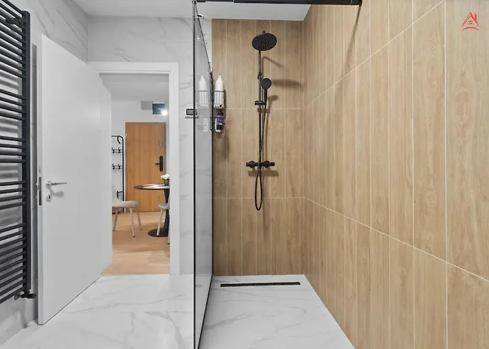 2 C3 Grand Apartment